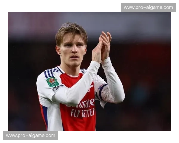 阿森纳队长厄德高赛后严重跛行,密集赛程出战成疑 阿森纳队长厄德高赛后严重跛行,密集赛程出战成疑