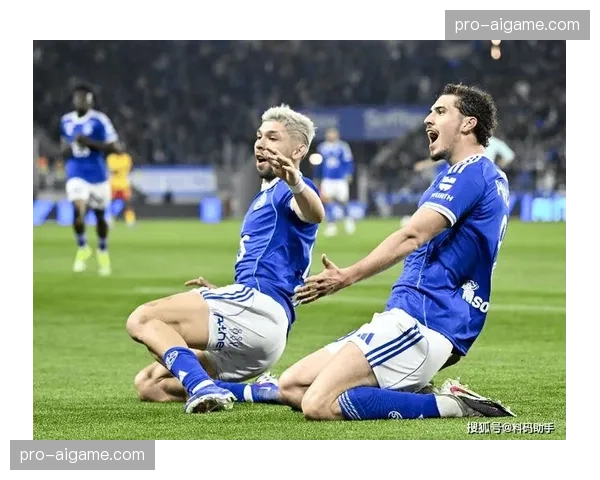 欧战影响:朗斯欧联杯出局,可全力专注于联赛争夺